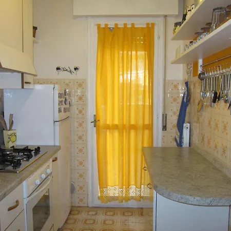 Lovely Flat At Pineta